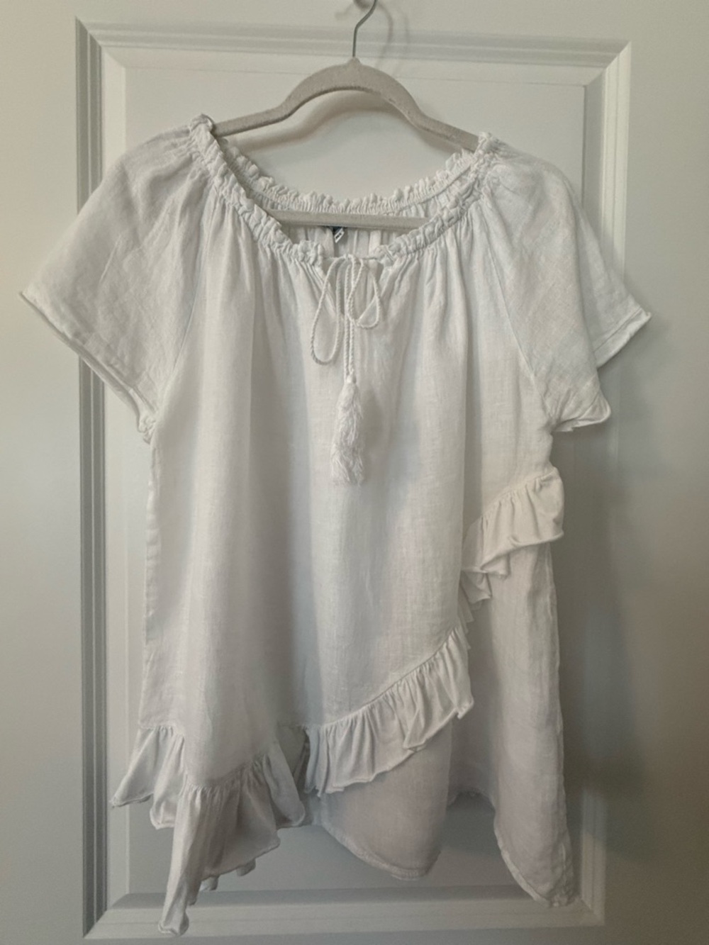 Tempo Paris White Ruffle Peasant Tunic made in Italy